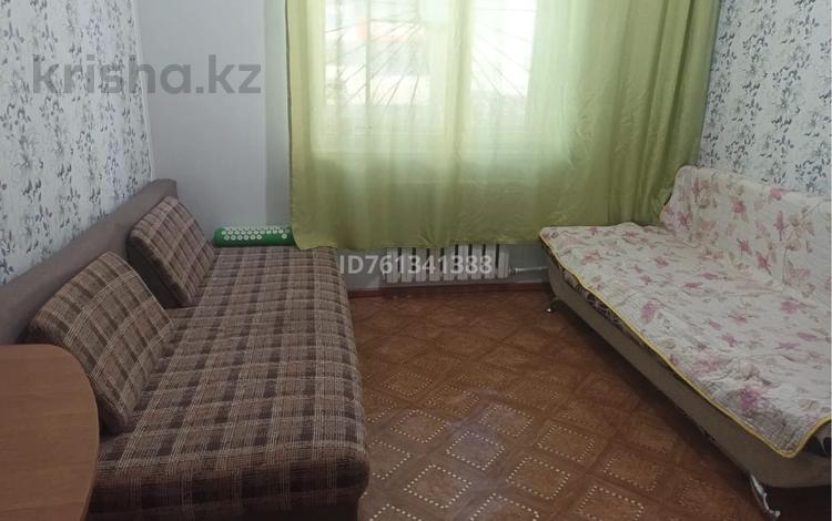 1-бөлмелі пәтер · 18 м² · 1/9 қабат, 11 ш/а. 82 — Школа N9, бағасы: 75 000 ₸ в Актобе, мкр 11 — фото 4