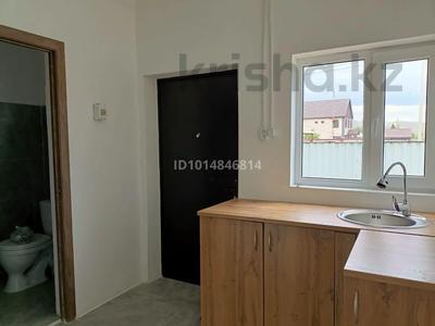 Отдельный дом · 15 комнат · 350 м² · 10 сот., мкр Северо-Западный сұңқар 3 — Әлімжанова көшесі қабанбай батыр көшесі за 35 млн ₸ в Талдыкоргане