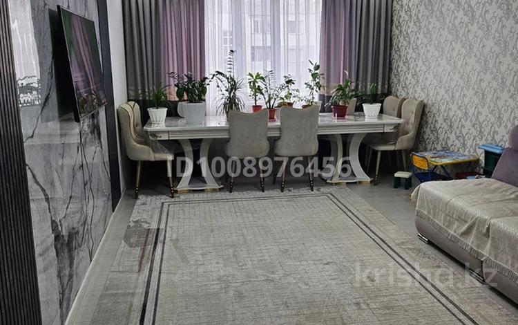 3-бөлмелі пәтер · 87 м² · 4/5 қабат, мкр Саялы, бағасы: 47 млн ₸ в Алматы, Алатауский р-н — фото 2
