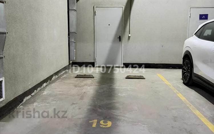 Паркинг · 14 м² · Абая 130 — Хусаинова за 30 000 〒 в Алматы, Бостандыкский р-н — фото 2