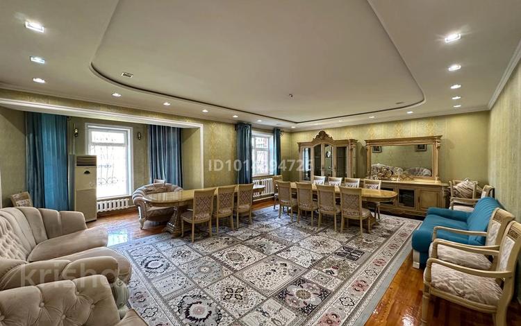 Отдельный дом · 8 комнат · 500 м² · 20 сот., мкр Шапагат за 200 млн ₸ в Шымкенте, Каратауский р-н — фото 2