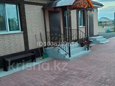 Жеке үй · 4 бөлме · 120 м² · 12 сот., Женис 72/1, бағасы: 40 млн 〒 в Талапкер 