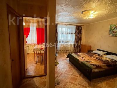 1-бөлмелі пәтер · 40 м² · 1/10 қабат, мкр 8 — Газизы Жубановых, бағасы: 7 000 ₸ в Актобе