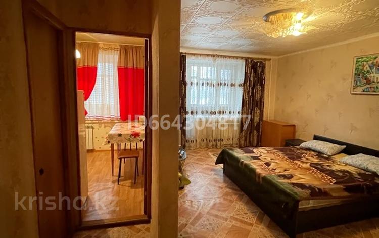 1-бөлмелі пәтер · 40 м² · 1/10 қабат, мкр 8 — Газизы Жубановых, бағасы: 7 000 ₸ в Актобе — фото 2