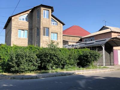 Отдельный дом · 7 комнат · 300 м² · 3 сот., Диваева 93 за 67 млн 〒 в Шымкенте, Аль-Фарабийский р-н