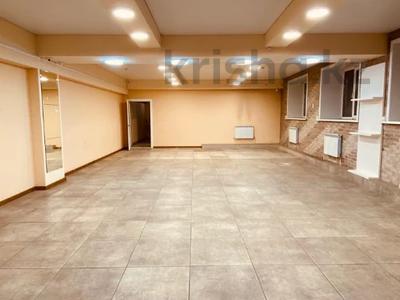 Свободное назначение, офисы, магазины и бутики, общепит, салоны красоты, медцентры и аптеки, образование, развлечения · 176.6 м² за 85 млн ₸ в Караганде, Казыбек би р-н