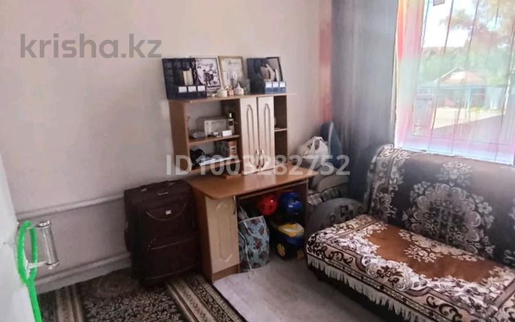 Отдельный дом · 4 комнаты · 100 м² · 10 сот., Аблайхана 36 — Магозин Айзере на против за 6.8 млн 〒 в Сагыре — фото 2