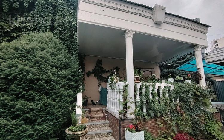 Отдельный дом · 7 комнат · 280 м² · 7 сот., Ходжанова 57 — Ходжанова за 260 млн 〒 в Алматы, Бостандыкский р-н — фото 9