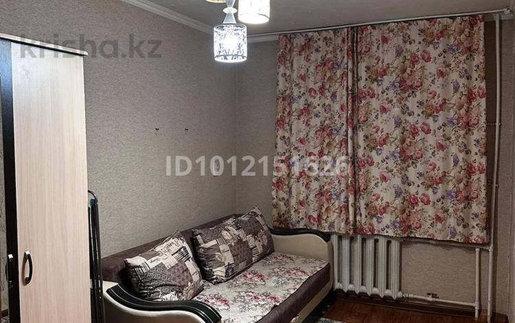 2-комнатная квартира · 48 м² · 1/5 этаж, мкр Новый Город, Комиссарова за 160 000 ₸ в Караганде, Казыбек би р-н — фото 2