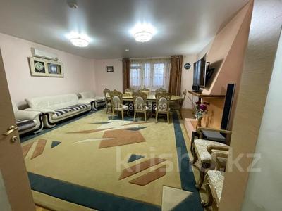 4-комнатная квартира · 160 м² · 13/16 этаж, Абулхаир хана 44в за 55 млн ₸ в Актобе