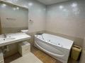 4-комнатная квартира · 160 м² · 13/16 этаж, Абулхаир хана 44в за 55 млн ₸ в Актобе — фото 6
