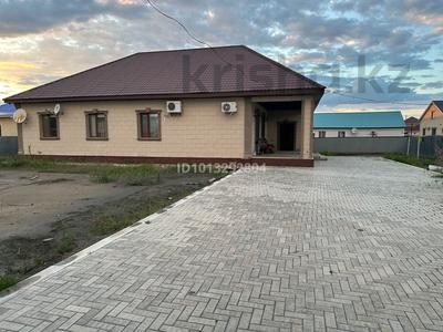 Жеке үй · 4 бөлме · 250 м², Өркен ш/а., 44 10, бағасы: 51 млн ₸ в Атырау, мкр Оркен
