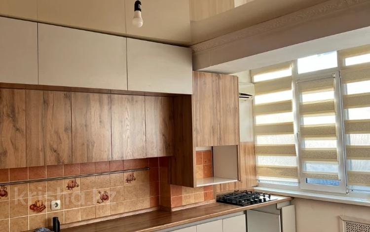 3-комнатная квартира · 78 м² · 5/5 этаж, мкр Жетысу-1 за 270 000 ₸ в Алматы, Ауэзовский р-н — фото 2