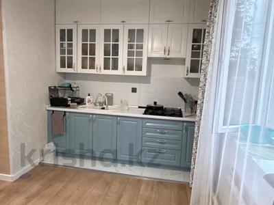 Жеке үй · 4 бөлме · 180 м² · 10 жүзд., Жанаконыс 3, бағасы: 87 млн ₸ в Астане, Сарыарка р-н