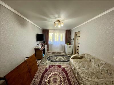 3-комнатная квартира · 57 м² · 5/5 этаж, Майкудук, 12й микрорайон за 11 млн ₸ в Караганде, Алихана Бокейханова р-н