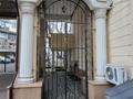 Свободное назначение, офисы, магазины и бутики, склады, общепит, салоны красоты, медцентры и аптеки, образование, развлечения, конференц-залы, кабинеты и рабочие места, студии · 120 м² за 900 000 ₸ в Алматы, Алмалинский р-н — фото 7