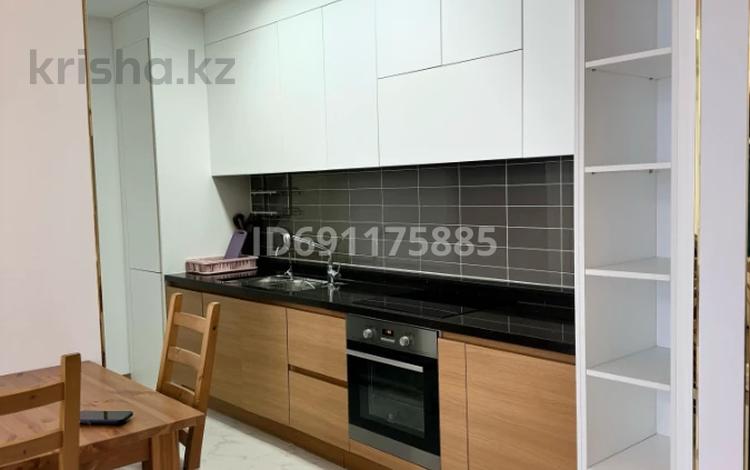 3-комнатная квартира · 90 м² · 14/18 этаж, Кабанбай батыра за 600 000 〒 в Астане, Нура р-н — фото 2