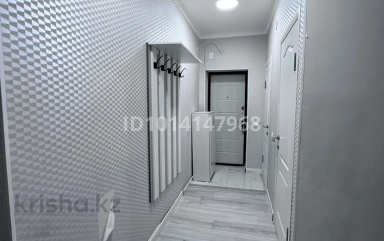 2-комнатная квартира · 58.9 м² · 3/5 этаж, 20а мкр 17 за 130 000 ₸ в Актау — фото 2