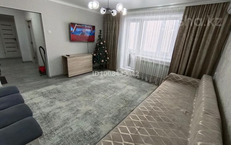 2-бөлмелі пәтер · 54 м² · 8/9 қабат, мкр Юго-Восток, Мкр Юго-Восток, мкр Орбита 17, бағасы: 22.5 млн ₸ в Караганде, Казыбек би р-н — фото 2