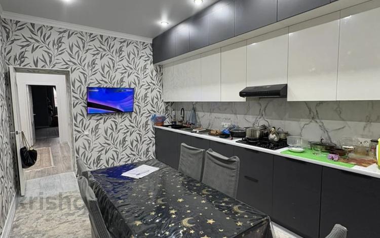 3-комнатная квартира · 118 м² · 9/9 этаж, 28А мкр 1 за 39 млн ₸ в Актау — фото 2