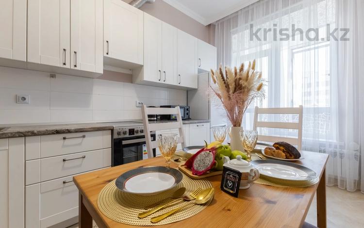1-бөлмелі пәтер · 42 м² · 5/6 қабат, Кабанбай батыра 60/13, бағасы: 18 000 ₸ в Астане, Есильский р-н — фото 2