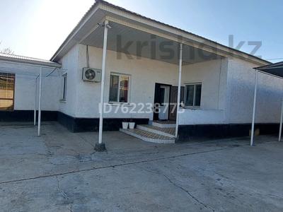 Жеке үй · 6 бөлме · 240 м² · , Самал-3 ш/а. Диханкол — Алфараби . Таусая, бағасы: 59 млн ₸ в Шымкенте, Абайский р-н