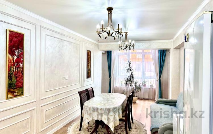 3-комнатная квартира · 81.9 м² · 1/9 этаж, Мкрн Думан-2 за 62 млн ₸ в Алматы, Медеуский р-н — фото 11