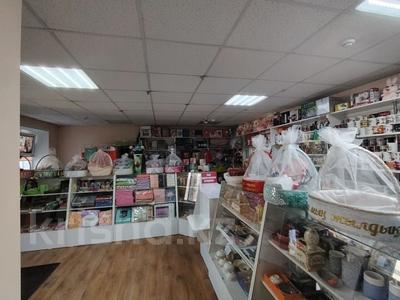 Продажа коммерческой недвижимости в Костанайской обл.: Магазины и бутики · 45 м² за ~ 22.7 млн 〒 Магазины и бутики · 45 м² за ~ 22.7 млн 〒 в Рудном