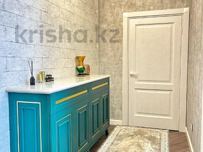3-комнатная квартира · 112 м² · 8/12 этаж, Варламова — Абая за 73 млн ₸ в Алматы, Алмалинский р-н