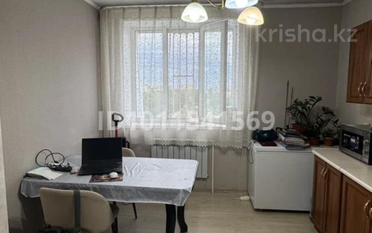 2-бөлмелі пәтер · 72.5 м² · 6/6 қабат, Акан серы 70 — Сагдиева, бағасы: 23.3 млн ₸ в Кокшетау — фото 2
