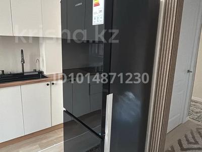 3-бөлмелі пәтер · 90 м² · 2/12 қабат, E-36 13, бағасы: 400 000 ₸ в Астане, Нура р-н