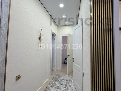 3-комнатная квартира · 90 м² · 2/12 этаж, E-36 13 за 400 000 ₸ в Астане, Нура р-н