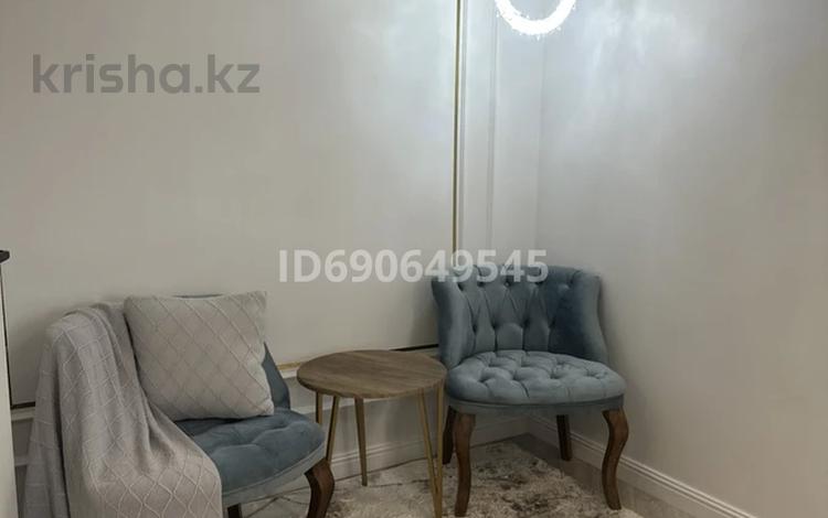 1-бөлмелі пәтер · 28 м² · 2/5 қабат, Бауржан Момышулы 38 — Ауэзова, бағасы: 18 000 ₸ в Экибастузе — фото 2