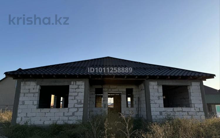 Отдельный дом · 4 комнаты · 180 м² · 6 сот., Достық 79 — Новостройки за 20 млн ₸ в Аскара Токпанова (Казцик) — фото 4