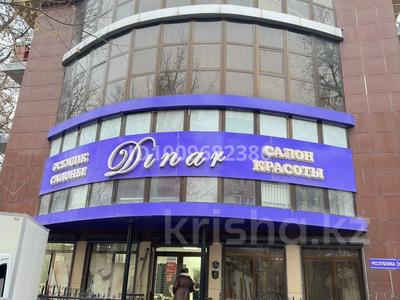 Свободное назначение, офисы, магазины и бутики, салоны красоты, образование, кабинеты и рабочие места, студии · 200 м² за 700 000 〒 в Шымкенте