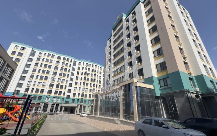 1-комнатная квартира · 52 м² · 9/9 этаж, мкр Шымсити, Байдибек би 10/3 за 36.4 млн ₸ в Шымкенте, Абайский р-н — фото 2