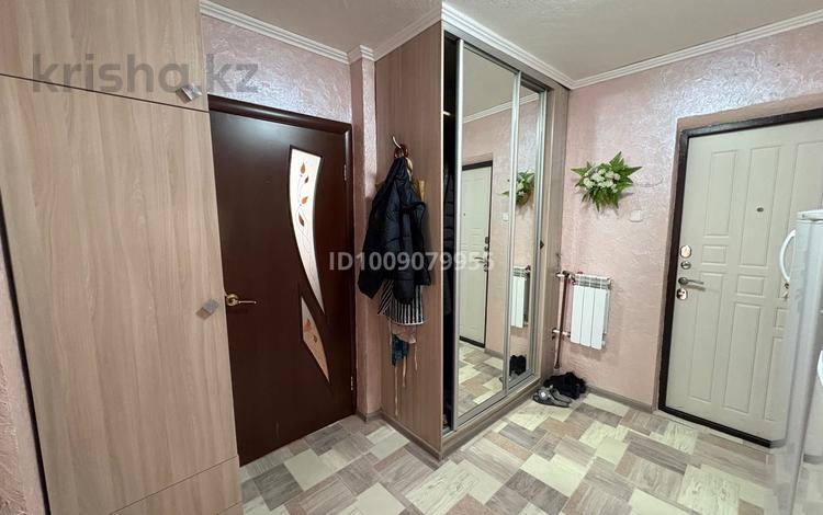 2-бөлмелі пәтер · 54 м² · 4/5 қабат, 4а квартал 13 — Старый город, бағасы: 9 млн ₸ в Темиртау — фото 2