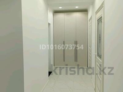 3-бөлмелі пәтер · 70 м² · 4/4 қабат, Байтурсынова — Мкр. ШКВХ, бағасы: 24 млн ₸ в Шамалгане