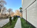 Еркін, кеңселер, медорталықтар мен дәріханалар, білім орталықтары, кабинеттер және жұмыс орындары, студиялар · 300 м², бағасы: 2.4 млн ₸ в Алматы, Ауэзовский р-н — фото 11