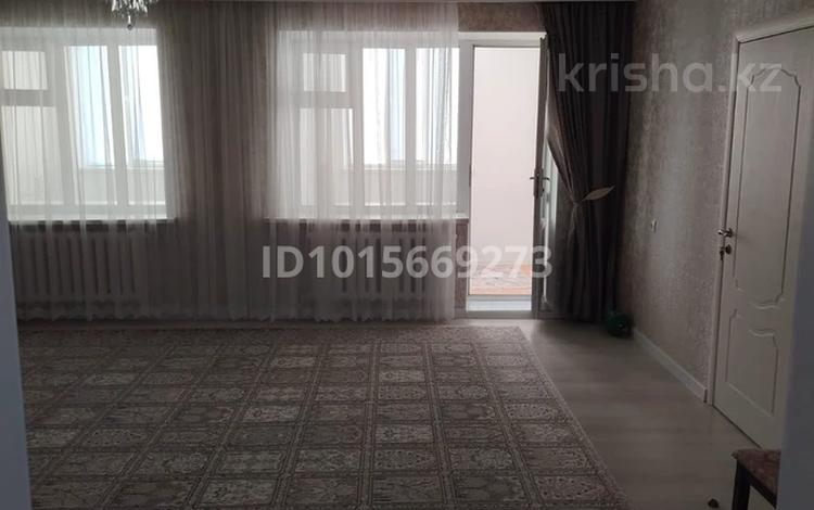 2-бөлмелі пәтер · 96 м² · 3/5 қабат, Мкр Сырдарья 9, бағасы: 250 000 ₸ в  — фото 2