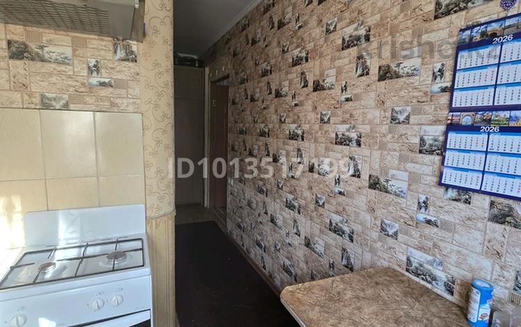 1-комнатная квартира · 30.4 м² · 2/5 этаж, Б.Момышулы 32 — Район Замка за 6.7 млн ₸ в Темиртау — фото 2