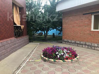 Отдельный дом · 5 комнат · 382 м² · 11.5 сот., Бокенбай батыра за 95 млн ₸ в Актобе