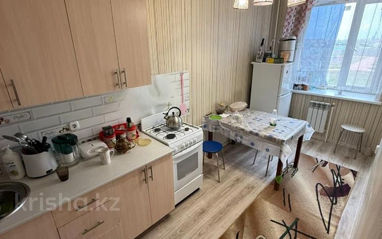 2-бөлмелі пәтер · 56 м² · 2/5 қабат, Юбилейный 35, бағасы: 26.5 млн ₸ в Костанае — фото 2