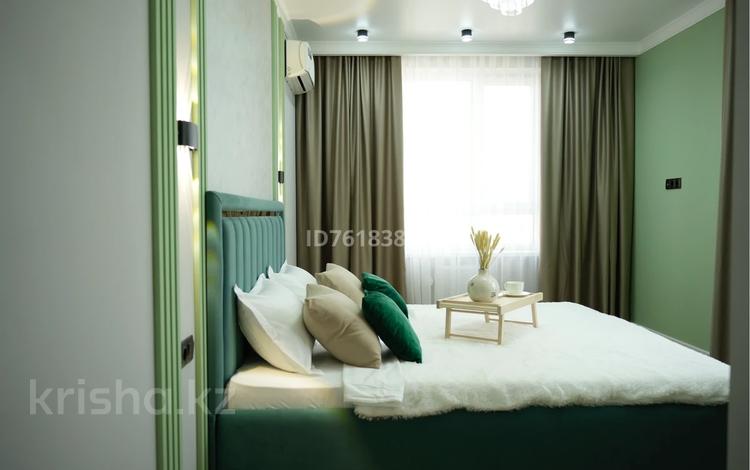 2-бөлмелі пәтер · 55 м² · 10/17 қабат, Варламова 27в — Абая/ Тлендиева, бағасы: 20 000 〒 в Алматы, Алмалинский р-н — фото 2