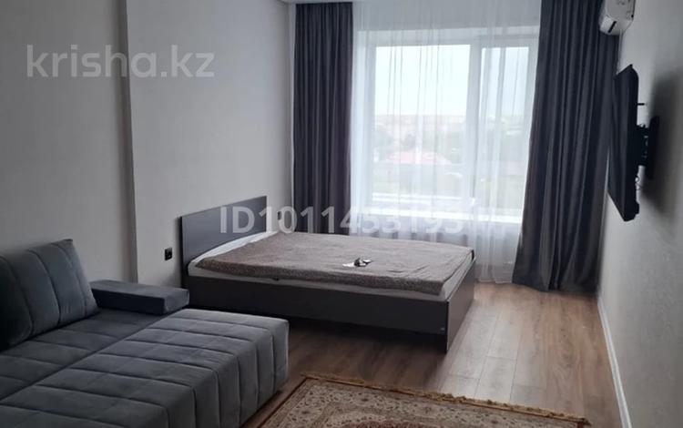 1-комнатная квартира · 43.8 м² · 8/11 этаж, ул. Победы 70/2 за 230 000 ₸ в Костанае — фото 2