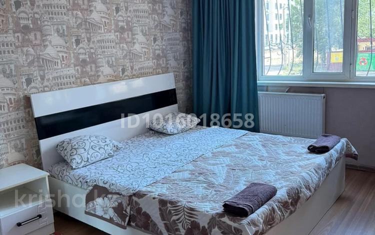 2-комнатная квартира · 40 м² · 1/9 этаж, мкр Юго-Восток 18 — Старая корзина за 2 000 ₸ в Караганде, Казыбек би р-н — фото 2