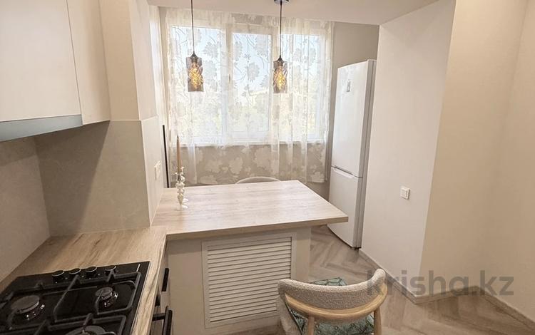 2-бөлмелі пәтер · 50 м² · 3/5 қабат, Карасай батыра 26, бағасы: 450 000 ₸ в Алматы, Медеуский р-н — фото 2