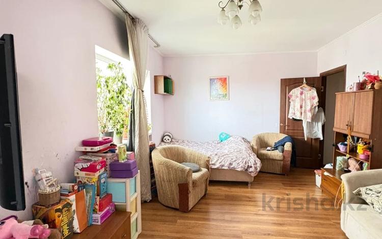 1-бөлмелі пәтер · 50 м² · 5/16 қабат, мкр Мамыр-1, бағасы: 34 млн ₸ в Алматы, Ауэзовский р-н — фото 2