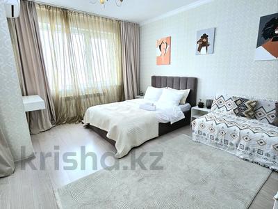 1-комнатная квартира · 35 м² · 11/24 этаж, Кабанбай батыр 48/5 — Орынбор за 15 000 〒 в Астане, Есильский р-н