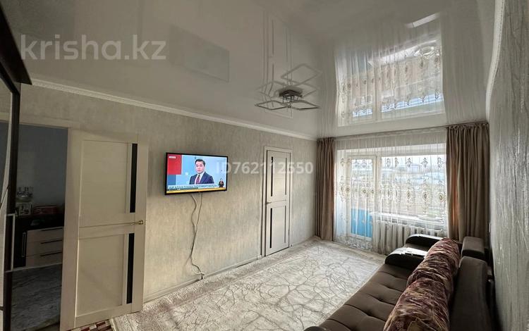 3-комнатная квартира · 42 м² · 4/4 этаж, Титова 122 14 за 11 млн 〒 в Семее — фото 2